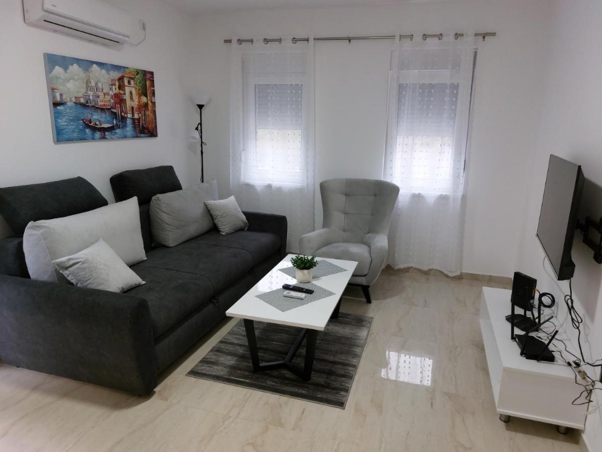 Apartmani Marija 维尔蒂尼克 外观 照片
