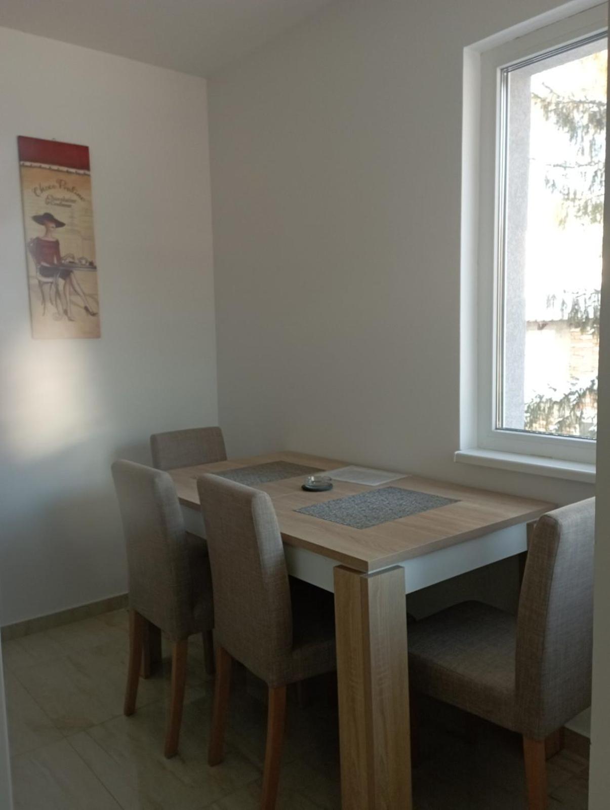 Apartmani Marija 维尔蒂尼克 外观 照片